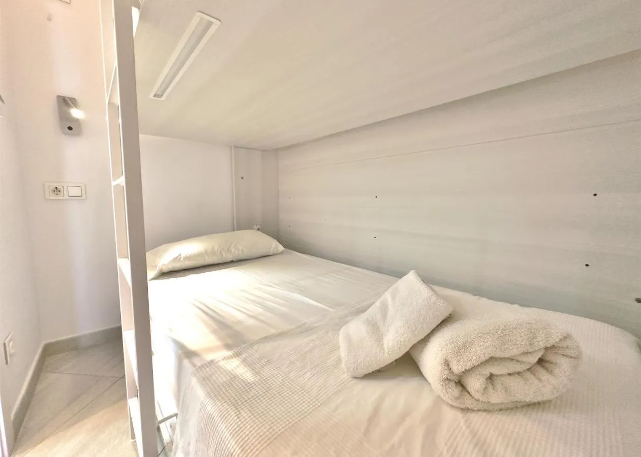Skol 322 - Completely Renovated Beach Front Apartment Marbella Španělsko