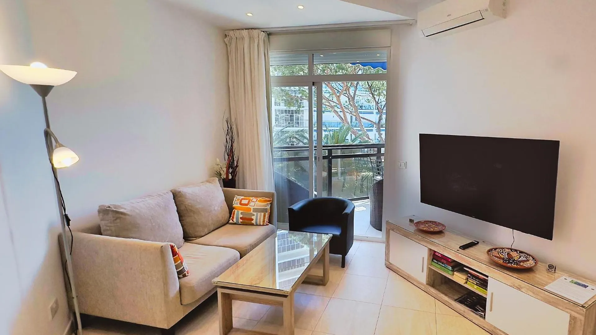Skol 322 - Completely Renovated Beach Front Apartment Marbella Španělsko